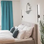 Апартаменты Cozy Stilvolles Apartment, Naehe Basf, Bg Klinik
